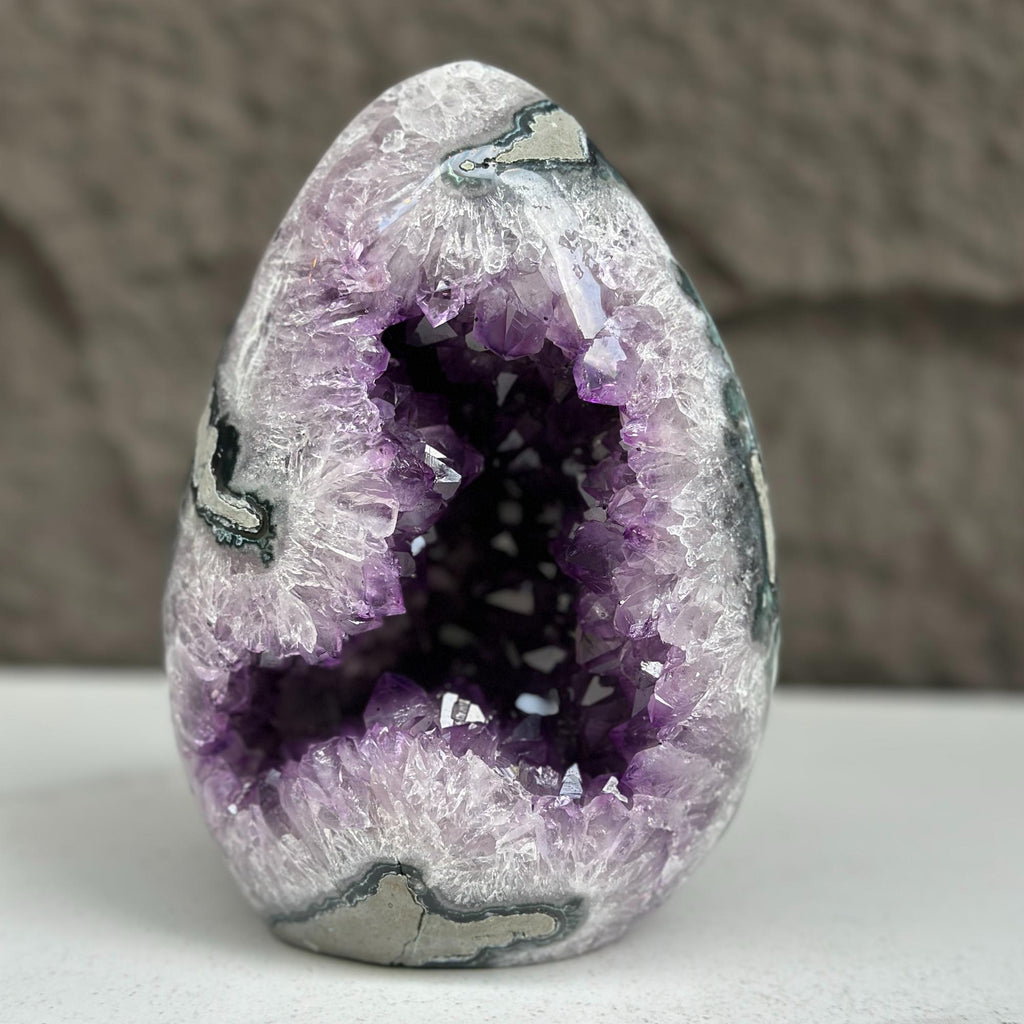 Semi precious stone, large amethyst geode | Geodes & Bowls | Wiccan Center