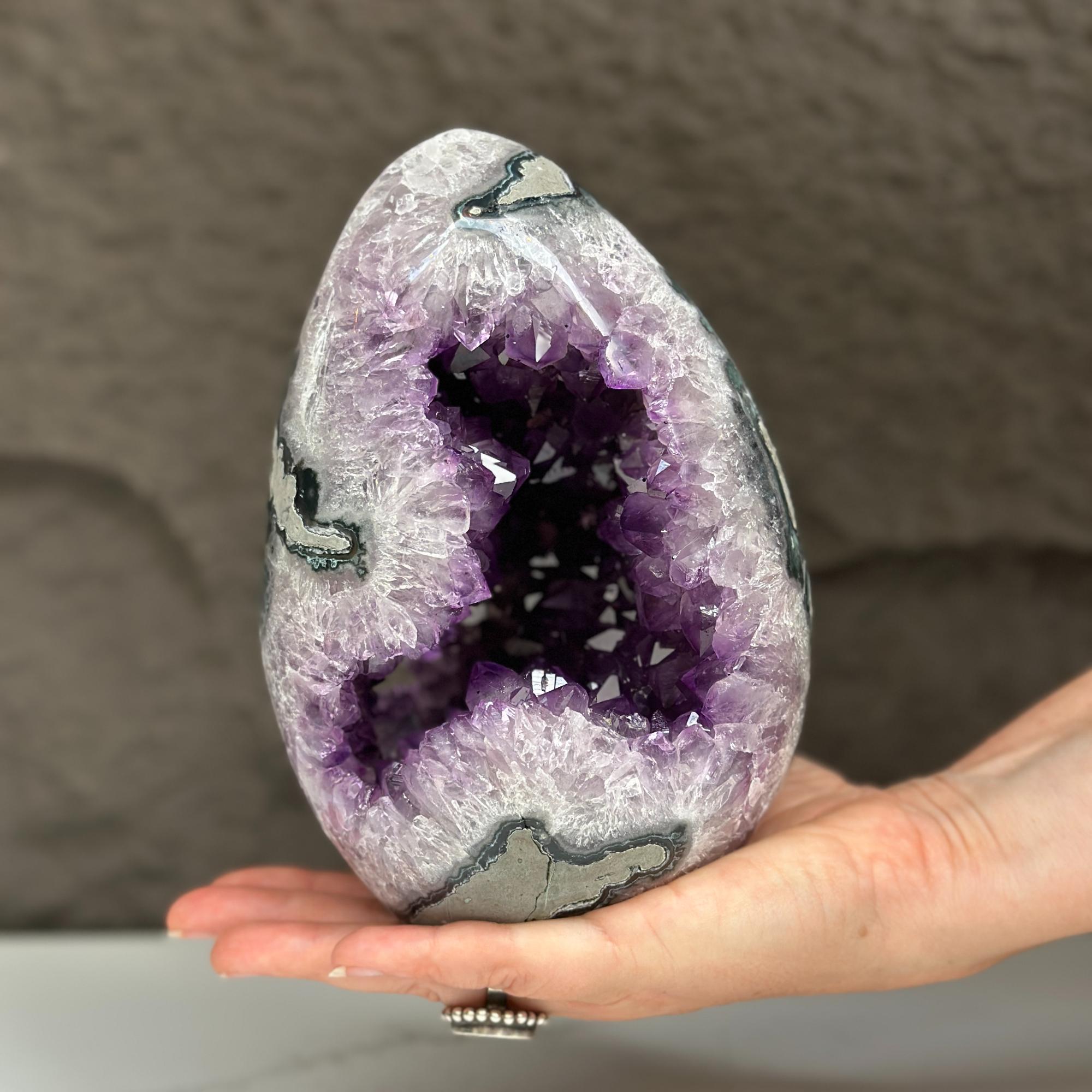 Semi precious stone, large amethyst geode | Geodes & Bowls | Wiccan Center