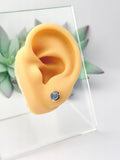 Sterling silver moonstone stud earrings | Aretes de plata 925 con piedra Luna