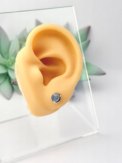 Sterling silver moonstone stud earrings | Aretes de plata 925 con piedra Luna | | Wiccan Center