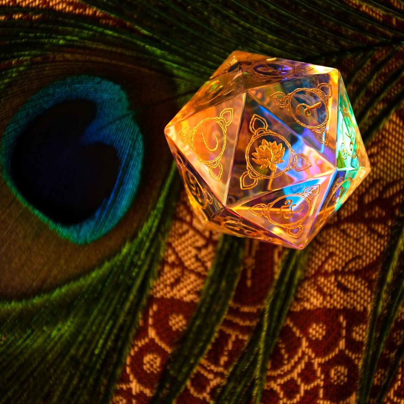 Hindi Prismatic Glass 30mm d20 | Dice | Wiccan Center