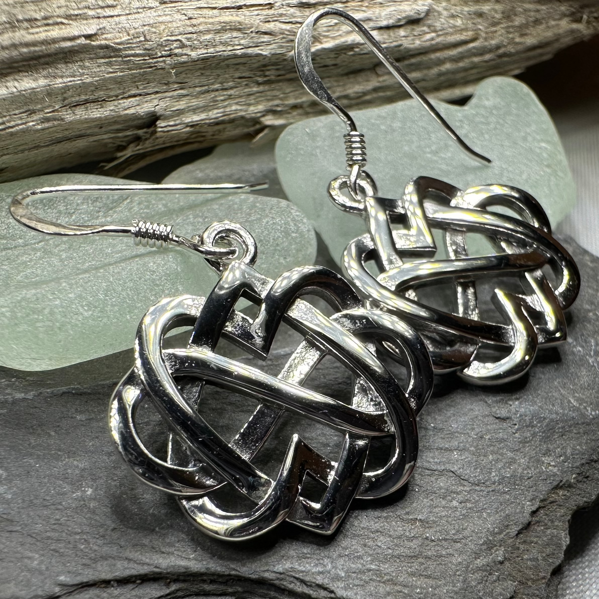 Infinite Love Heart Earrings | Dangle Earrings | Wiccan Center