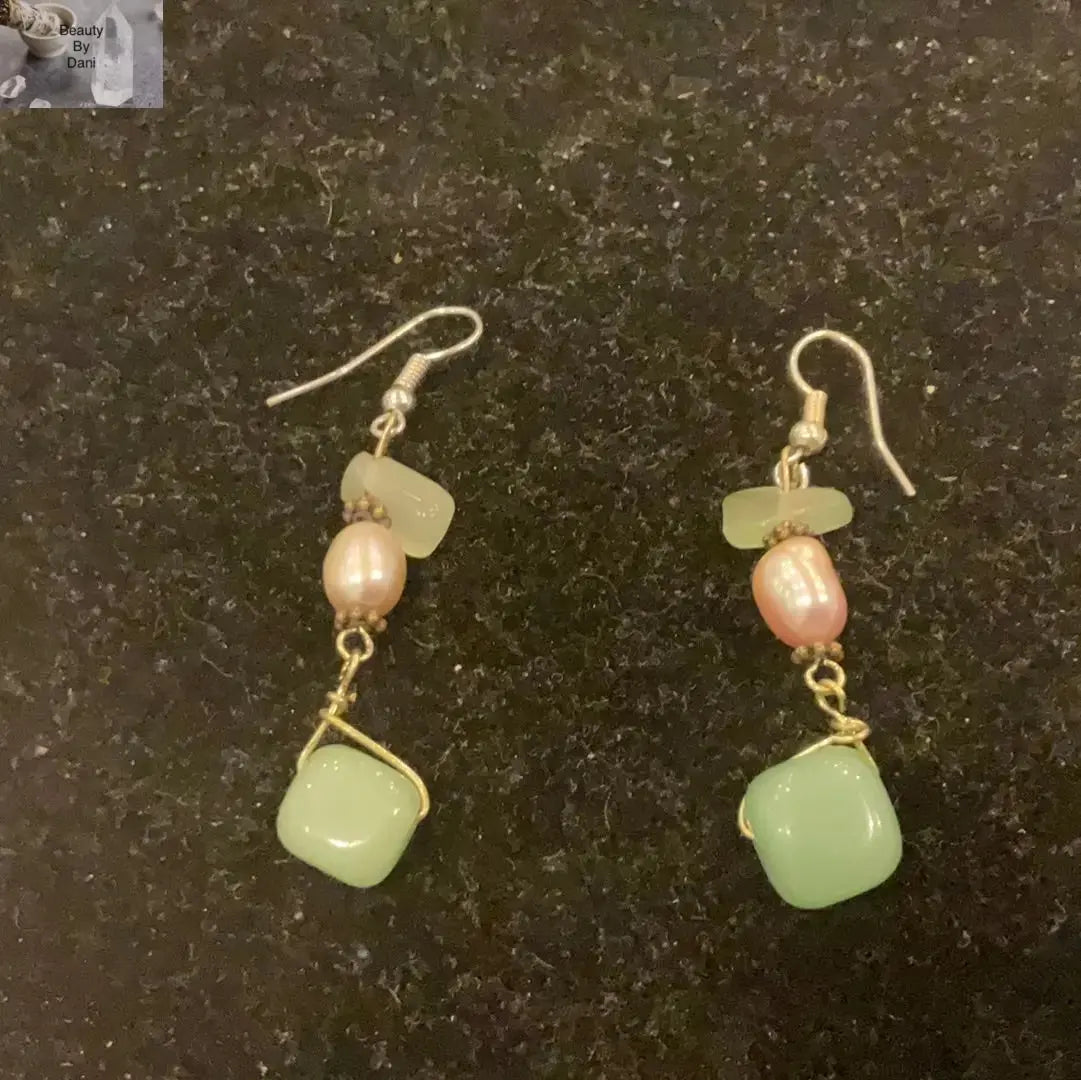 Aventurine and Pearl Necklace & Earrings Set