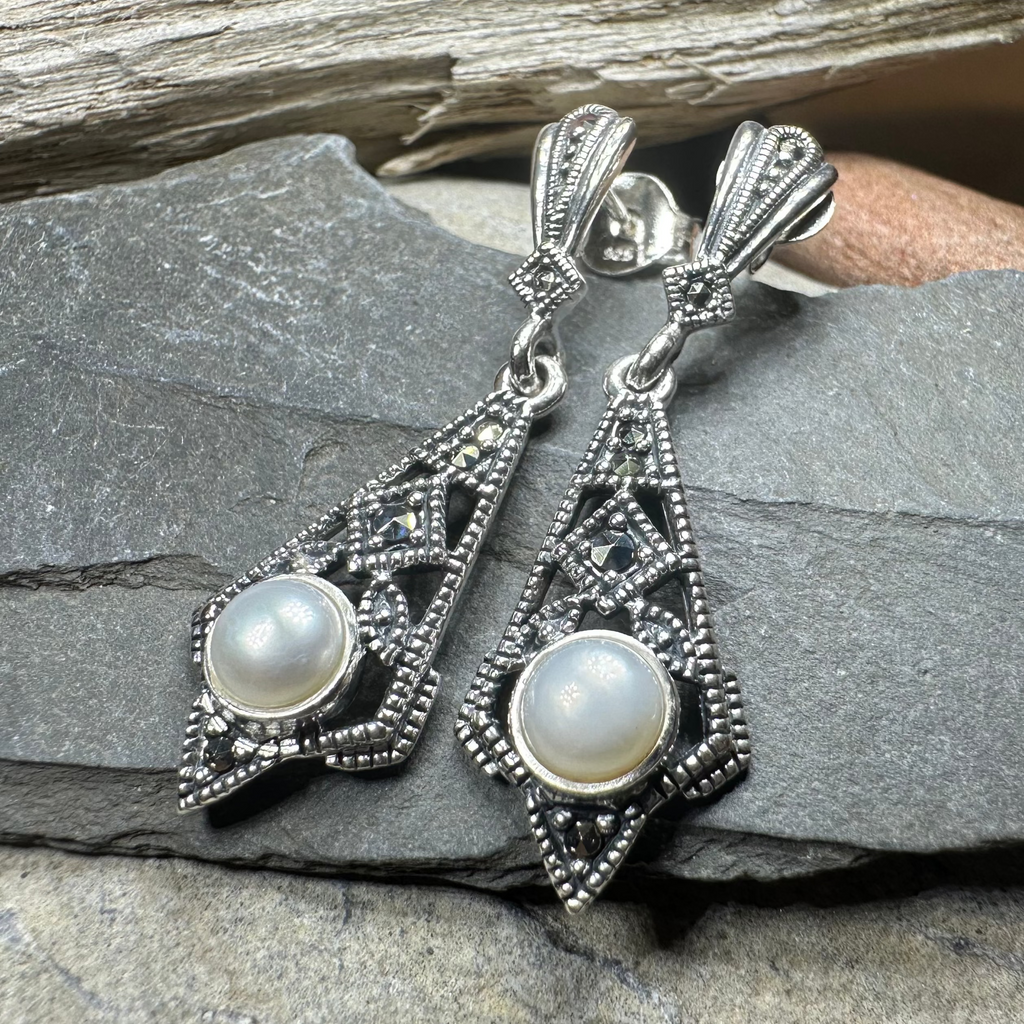 Elora Celtic Knot Pearl Earrings | Post Earrings | Wiccan Center