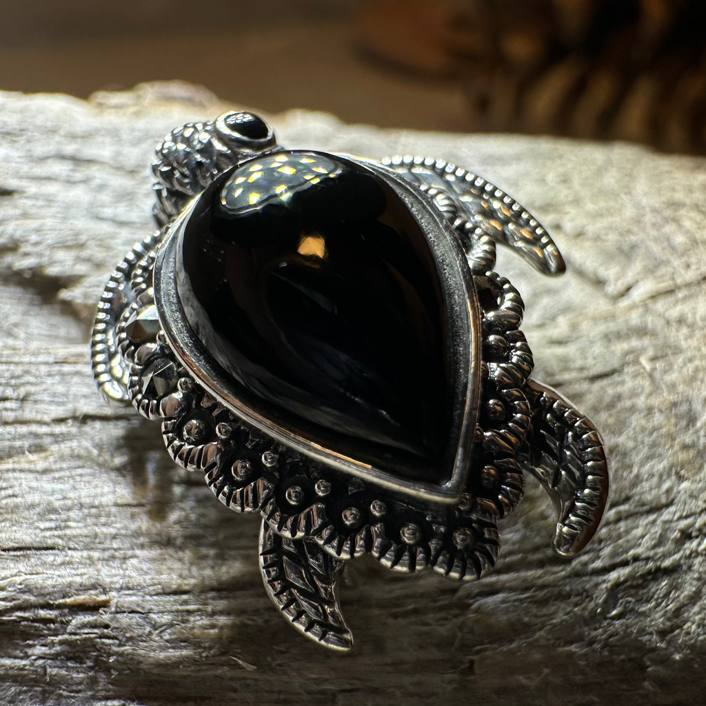 Aryn Onyx Turtle Brooch in Sterling Silver | Pendant | Wiccan Center