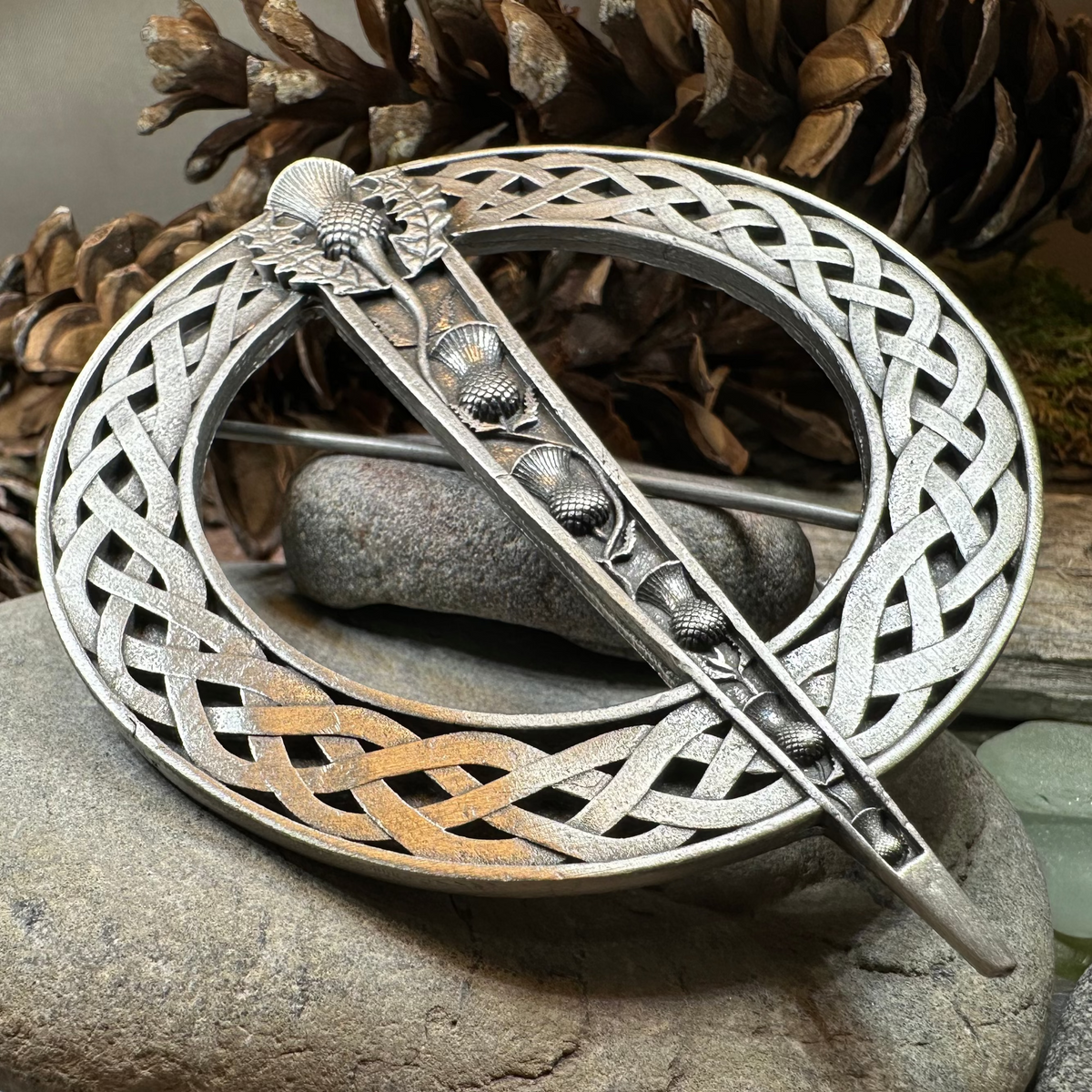 Strathclyde Thistle Tartan Pin - Handmade in Scotland