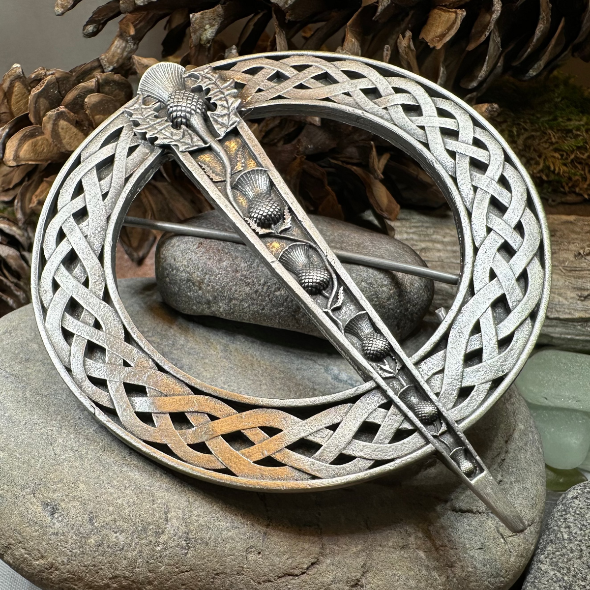 Strathclyde Thistle Tartan Pin - Handmade in Scotland