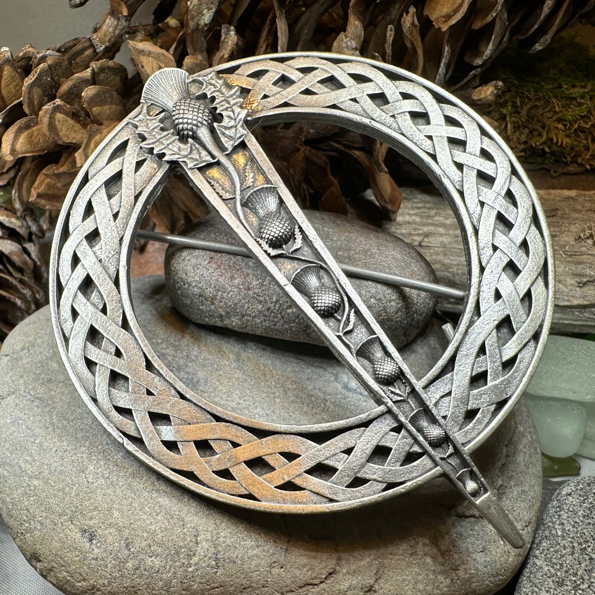 Strathclyde Thistle Tartan Pin - Handmade in Scotland