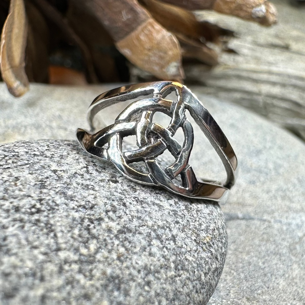 Dainty Little Celtic Ring | Ring | Wiccan Center