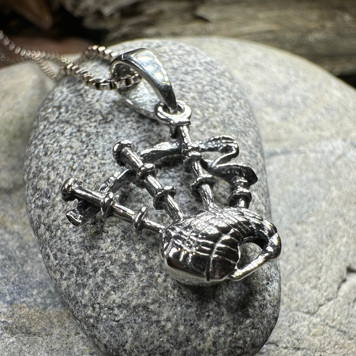Tartan Bagpipes Necklace | Pendant | Wiccan Center