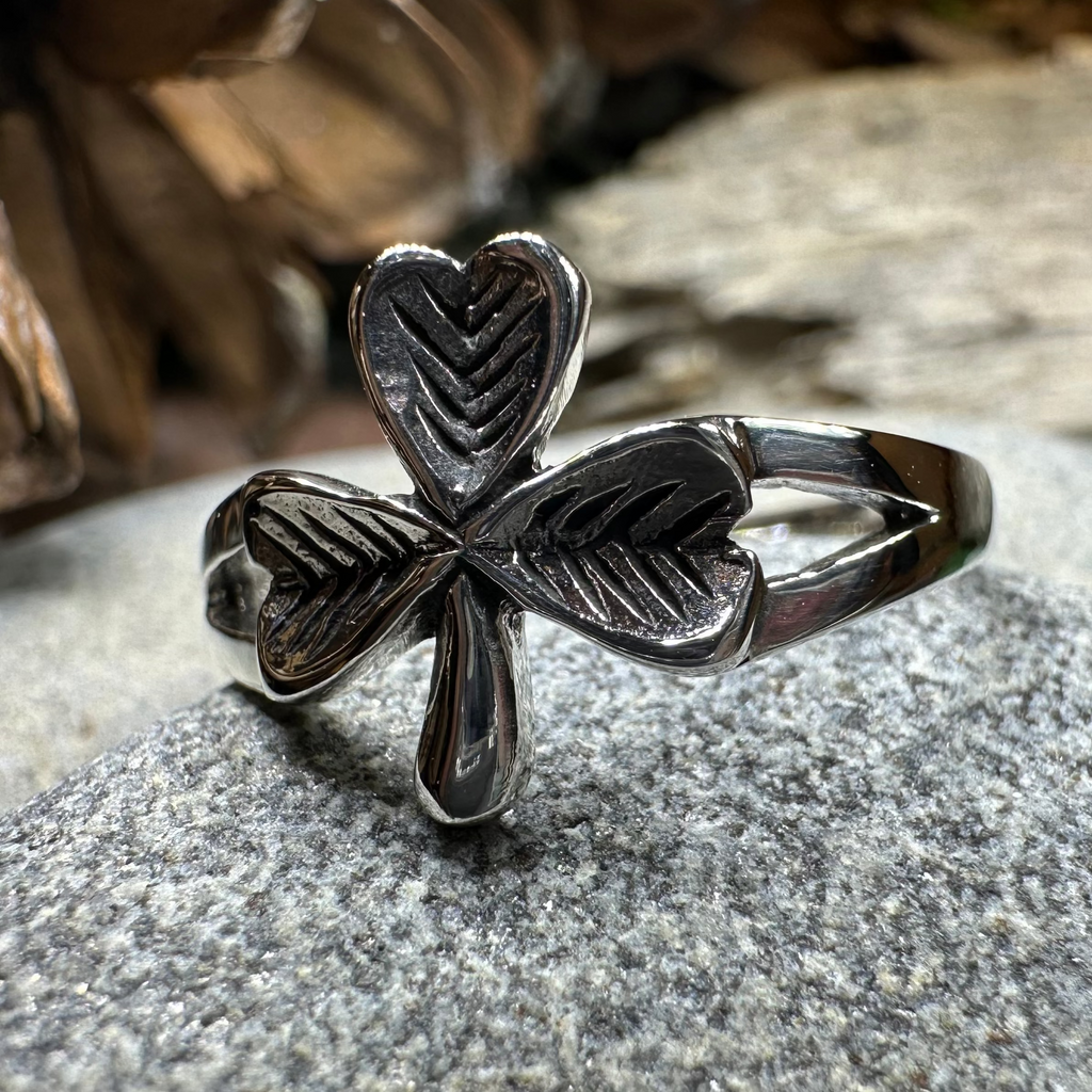 Sláinte Shamrock Celtic Ring | Ring | Wiccan Center