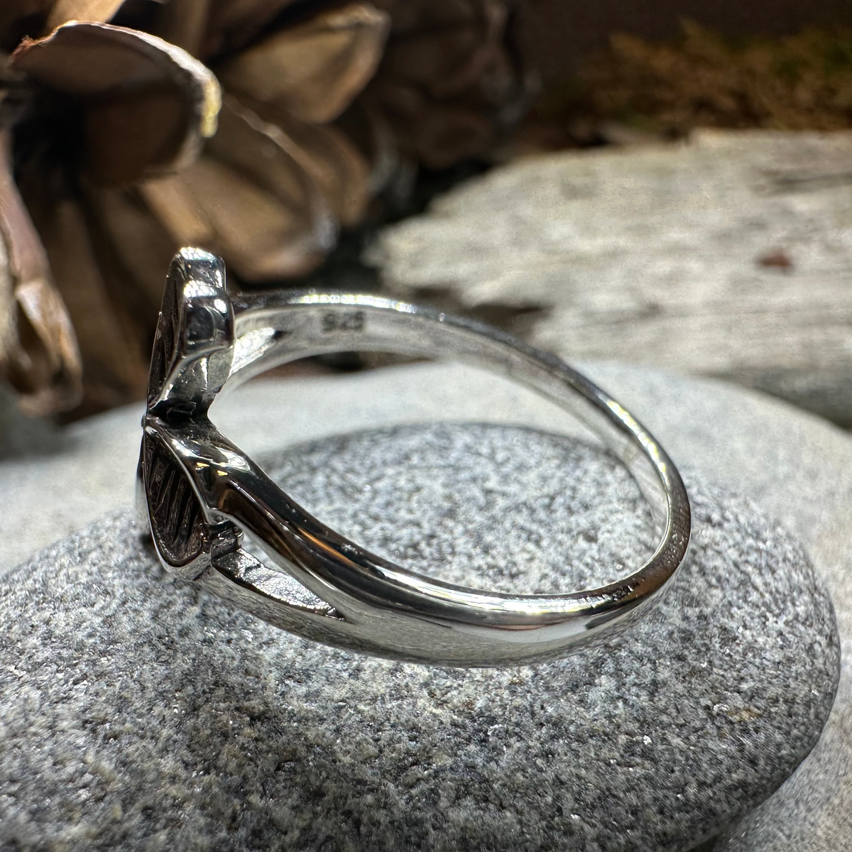 Sláinte Shamrock Celtic Ring | Ring | Wiccan Center