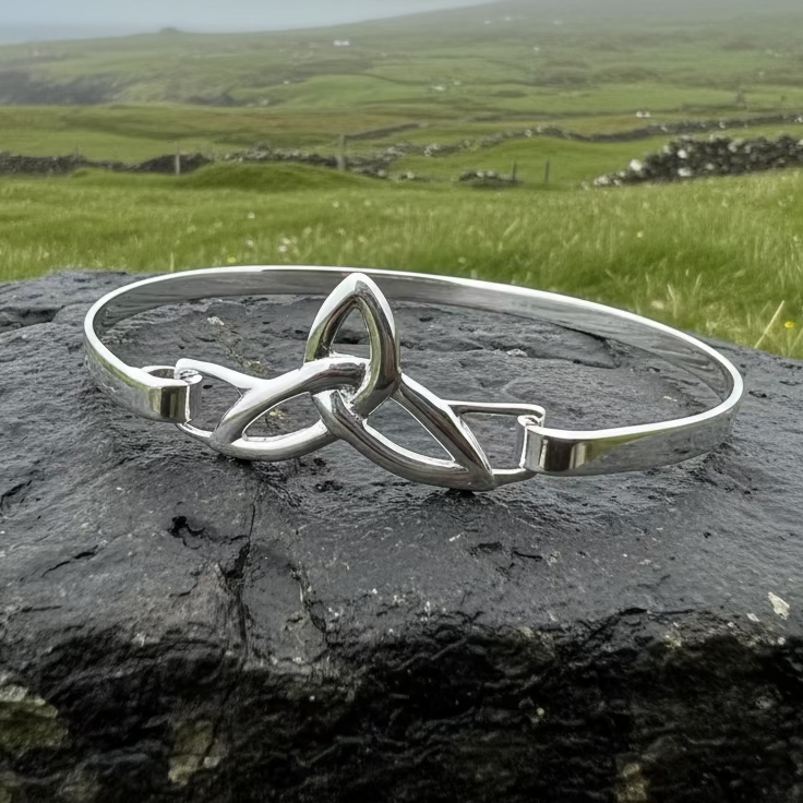 Celtic Triquetra Bracelet in Sterling Silver | Cuff Bracelet | Wiccan Center