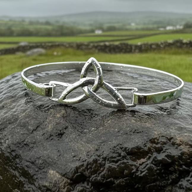 Celtic Triquetra Bracelet in Sterling Silver | Cuff Bracelet | Wiccan Center