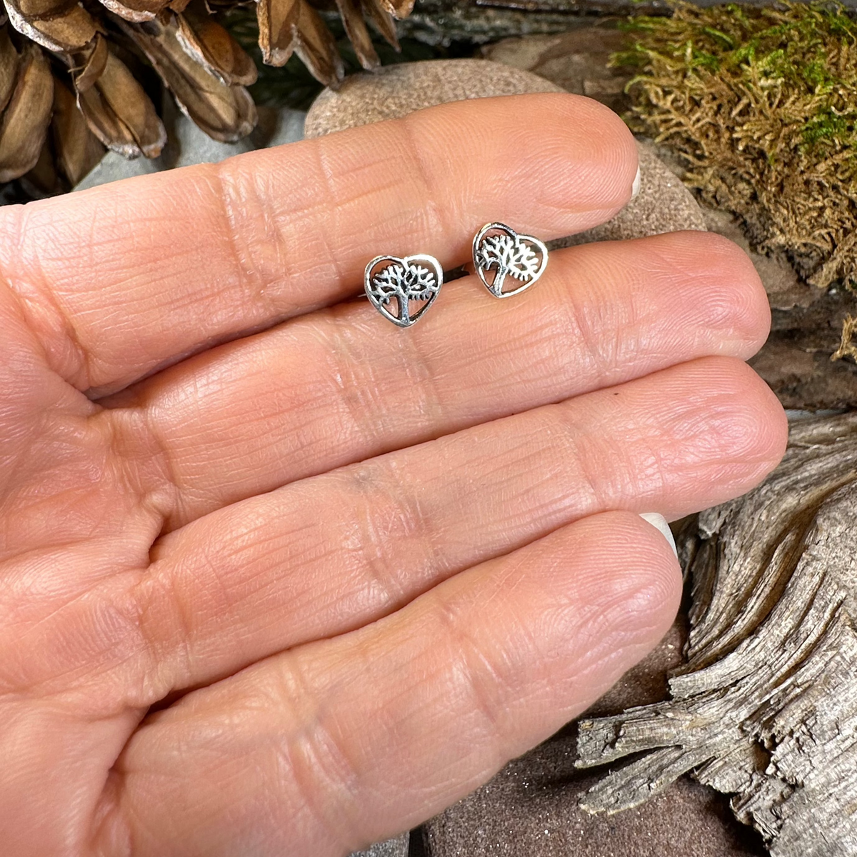 Beag Tree of Life Stud Earrings | Post Earrings | Wiccan Center