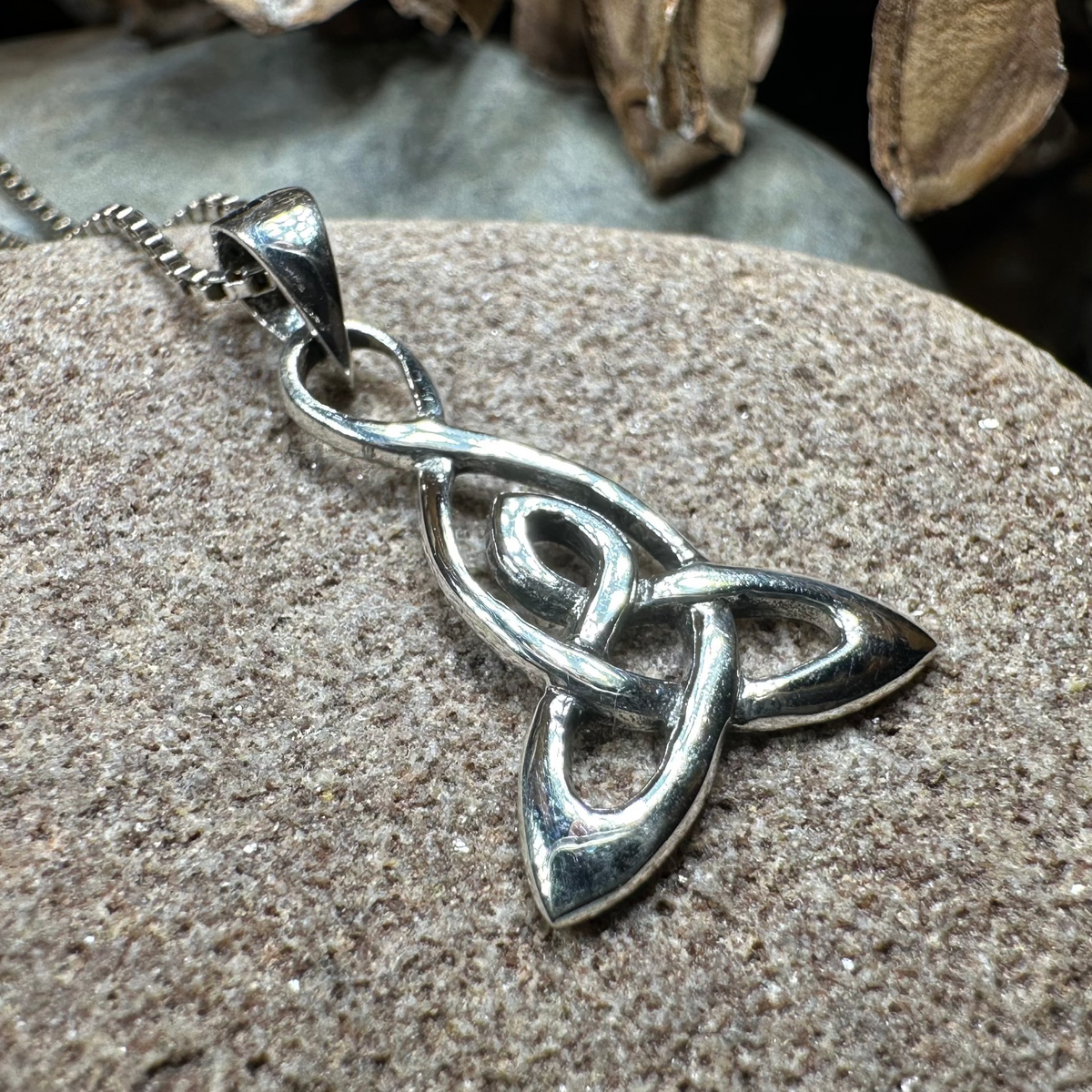 Mother's Knot Necklace | Pendant | Wiccan Center