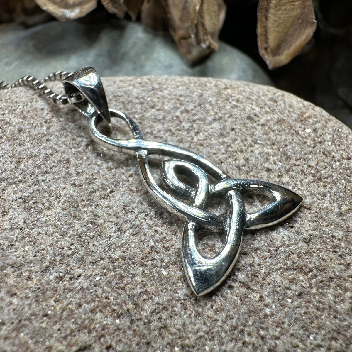 Mother's Knot Necklace | Pendant | Wiccan Center