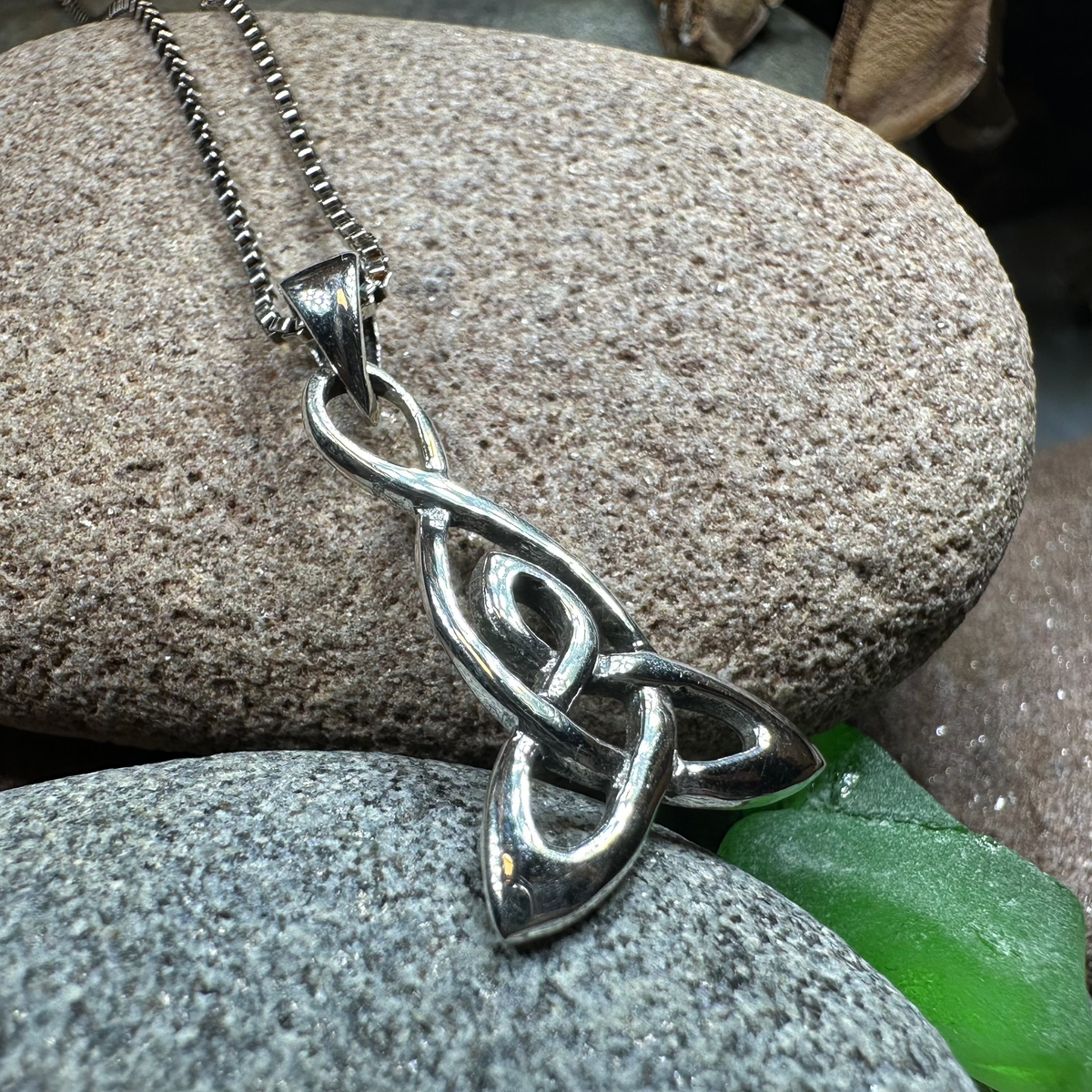 Mother's Knot Necklace | Pendant | Wiccan Center