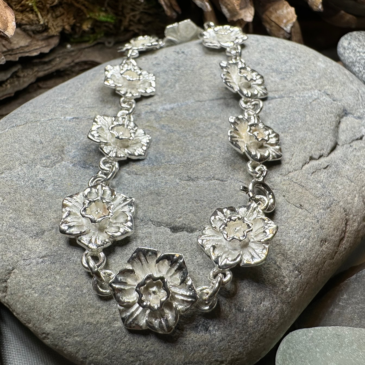 Gwydir Welsh Daffodil Bracelet in Sterling Silver | Bracelet | Wiccan Center