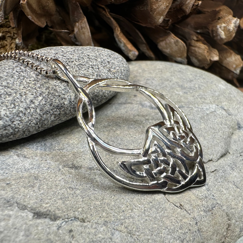 Lira Celtic Knot Necklace | Pendant | Wiccan Center