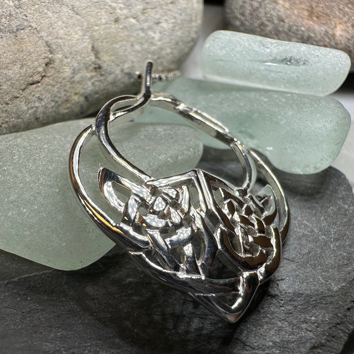 Lira Celtic Knot Necklace | Pendant | Wiccan Center