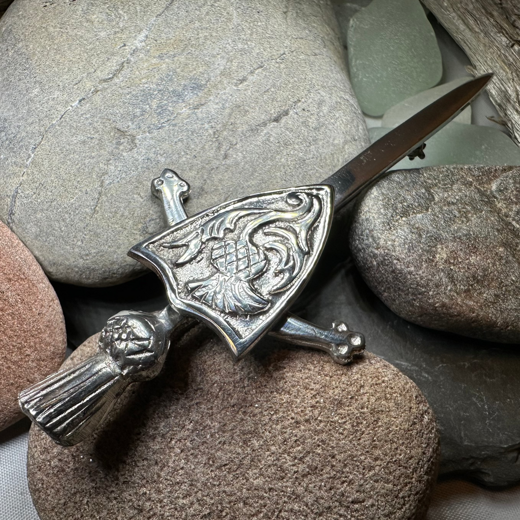 Alban Thistle Shield Kilt Pin - Handmade in Scotland | Kilt Pin | Wiccan Center