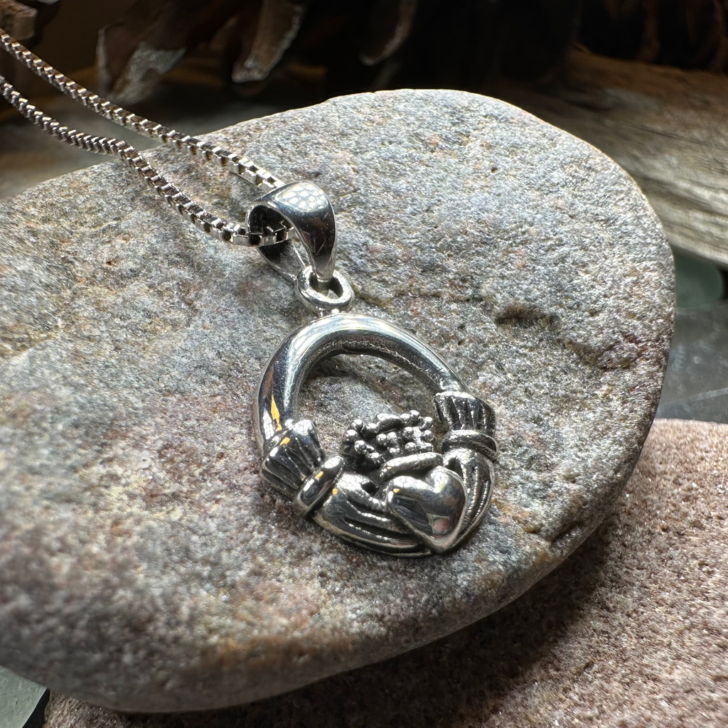 Petite Claddagh Necklace | Pendant | Wiccan Center