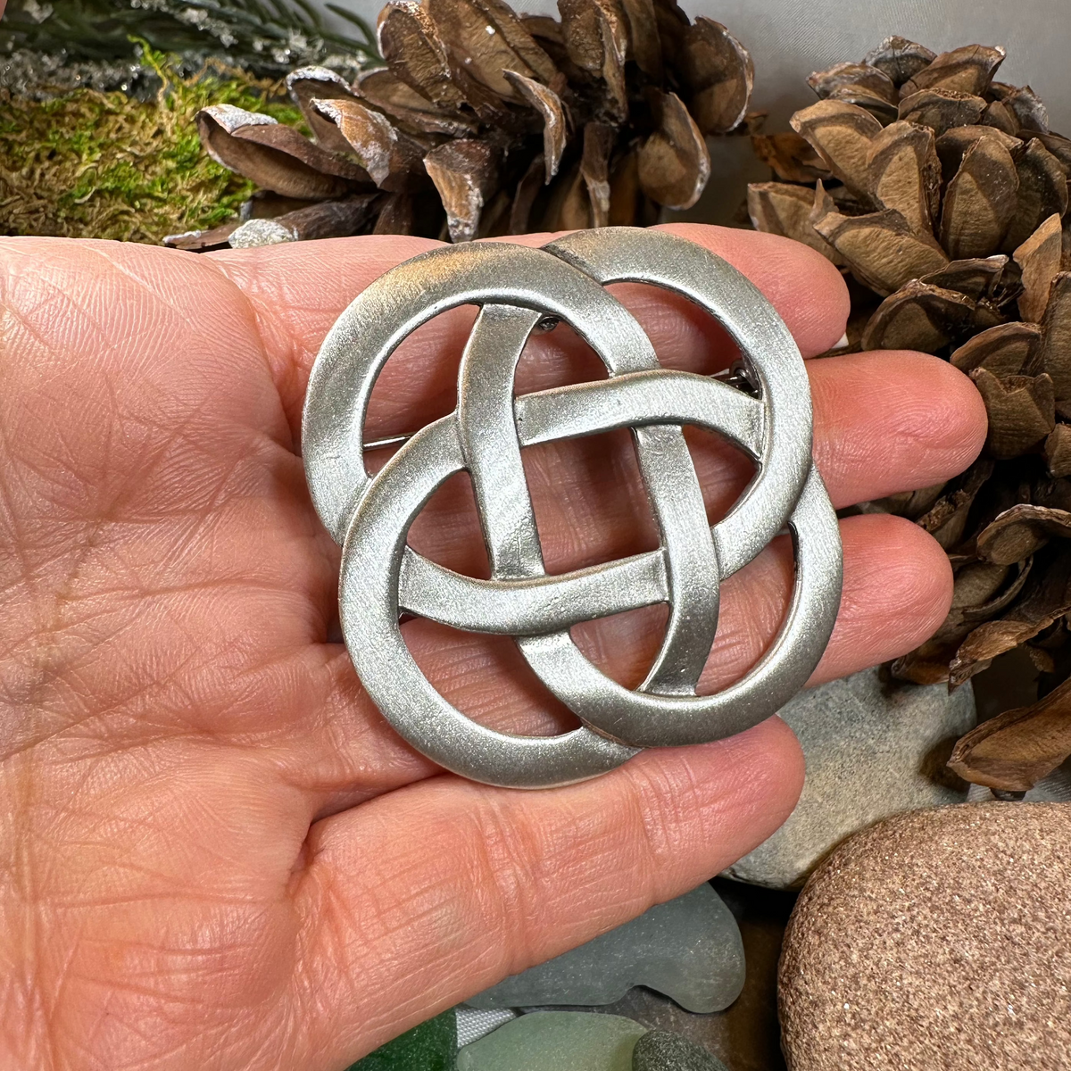 Celtic Dara Knot Brooch