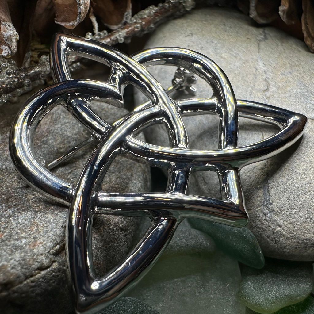 Celtic Love Knot Brooch in Pewter