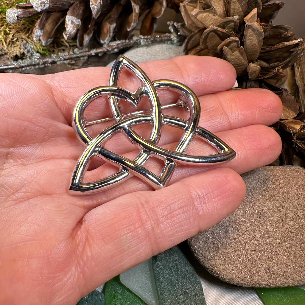 Celtic Love Knot Brooch in Pewter