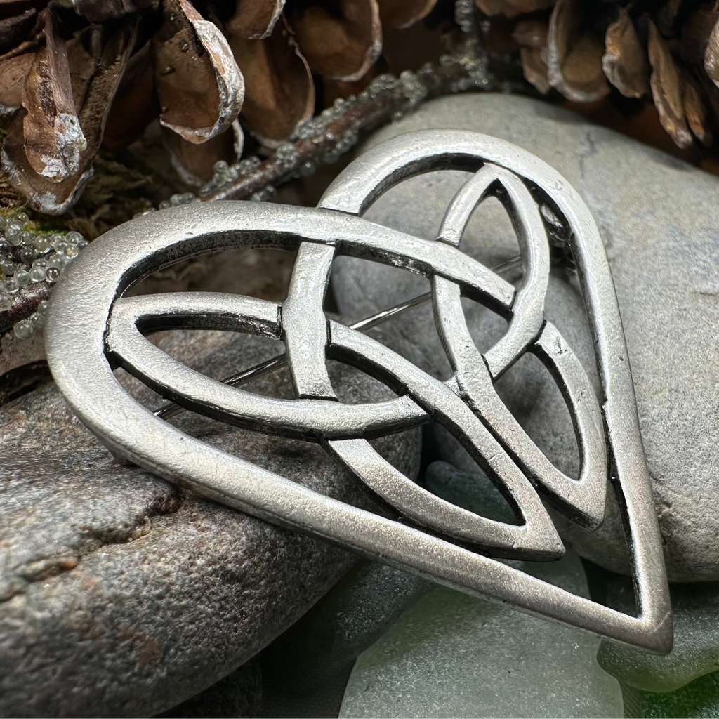 Everheart Celtic Heart Brooch in Pewter | Brooch | Wiccan Center