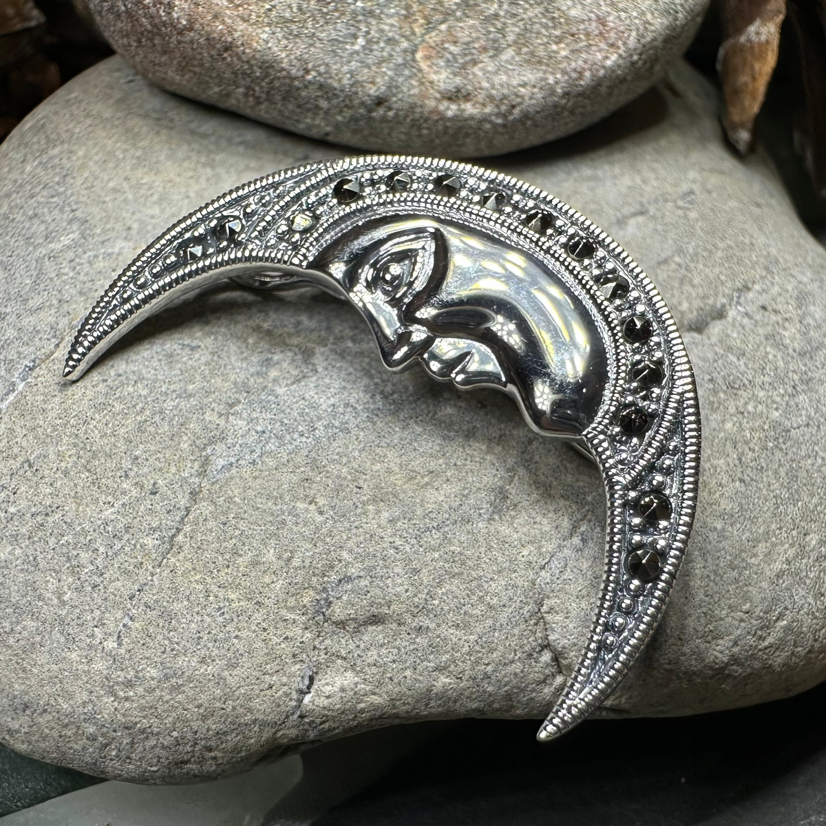 Midnight Goddess Moon Brooch | Pendant | Wiccan Center