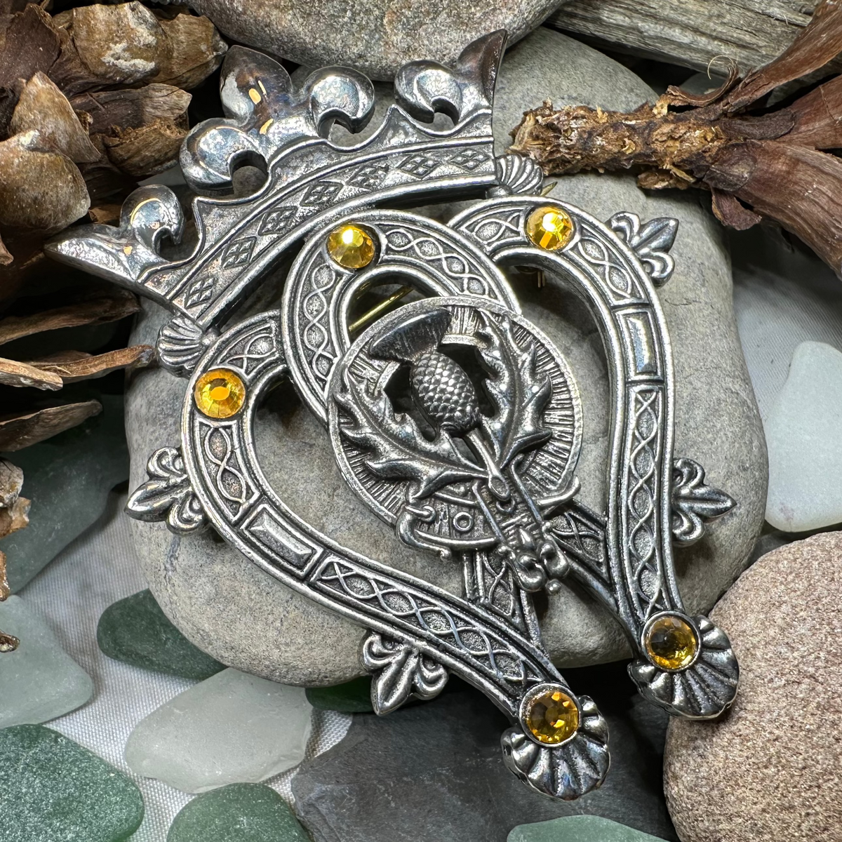 Highland Scottish Luckenbooth Plaid Pin - Handmade in Scotland | Brooch | Wiccan Center
