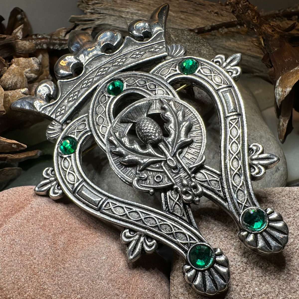 Highland Scottish Luckenbooth Plaid Pin - Handmade in Scotland | Brooch | Wiccan Center