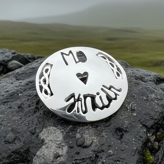 Scottish Gaelic "My Darling" Brooch - Handmade in Scotland | Brooch | Wiccan Center