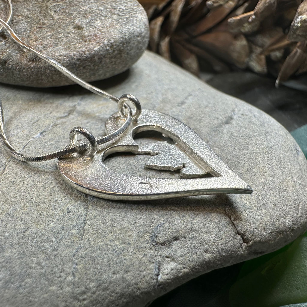 Scotland Heart Necklace - Handmade in Scotland | Pendant | Wiccan Center