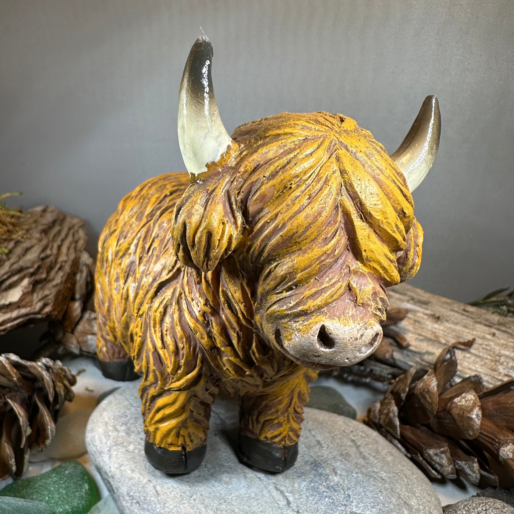 Chubby Highland Cow Figurine | Gifts | Wiccan Center