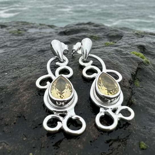 Ariadne Celtic Knot Earrings in Sterling Silver | Dangle Earrings | Wiccan Center