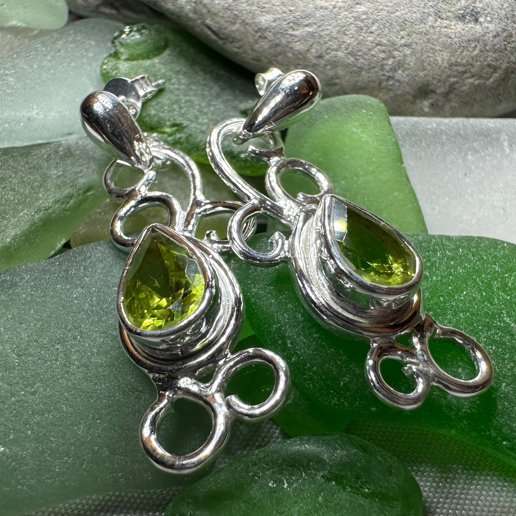 Ariadne Celtic Knot Earrings in Sterling Silver | Dangle Earrings | Wiccan Center