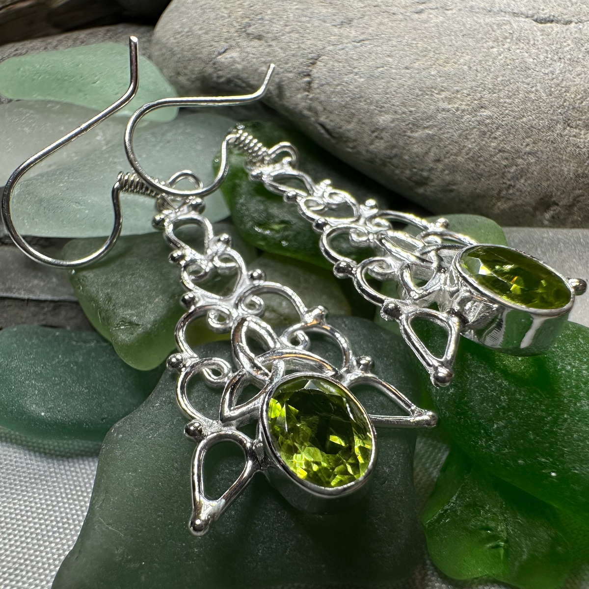 Angeni Celtic Trinity Knot Earrings in Sterling Silver
