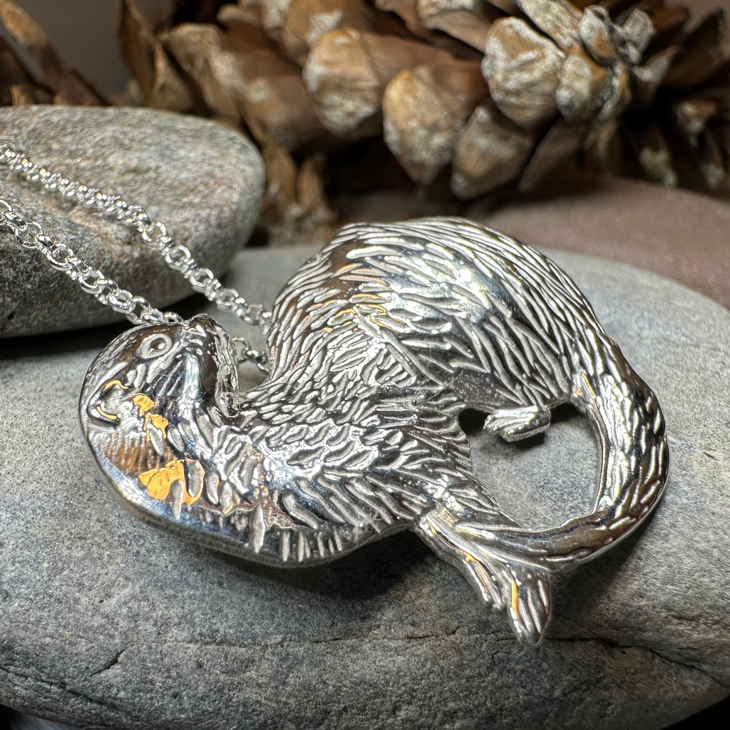 Dratsie Scottish Otter Necklace - Handmade in Scotland | Necklet | Wiccan Center