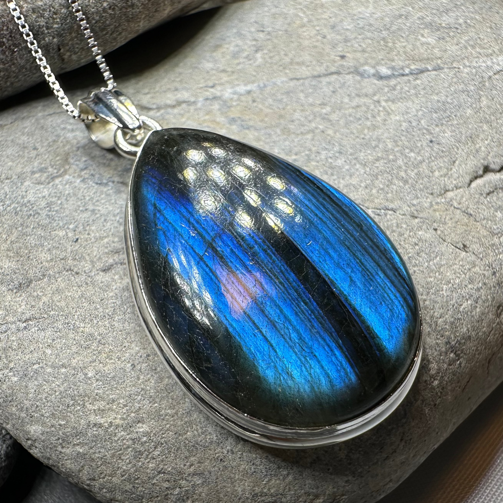 Blue Night Teardrop Labradorite Necklace | Pendant | Wiccan Center
