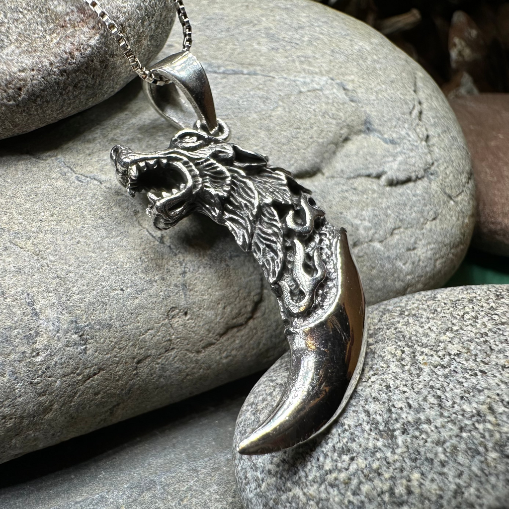 Wolf Claw Necklace | Pendant | Wiccan Center