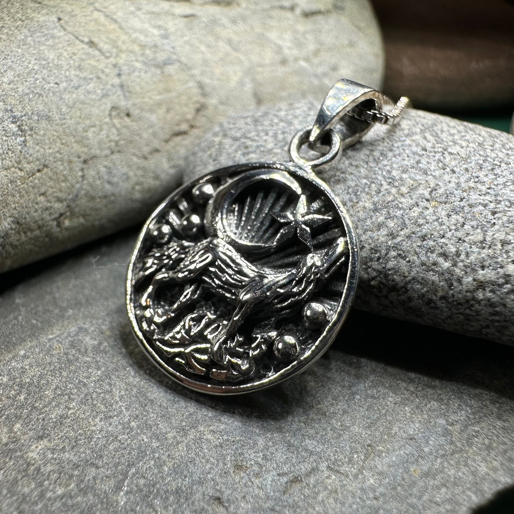 Oíche Wolf Necklace | Pendant | Wiccan Center