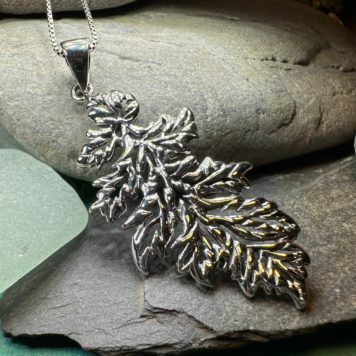 Derwen Oak Leaf Necklace in Sterling Silver | Pendant | Wiccan Center