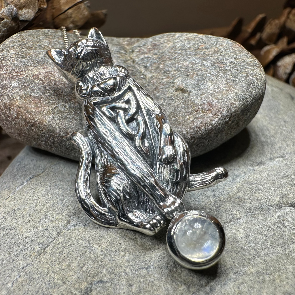 Claddagh Irish Cat Necklace | Pendant | Wiccan Center