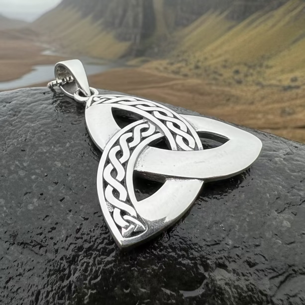 Vafara Celtic Triquetra Knot Necklace in Sterling Silver | Pendant | Wiccan Center