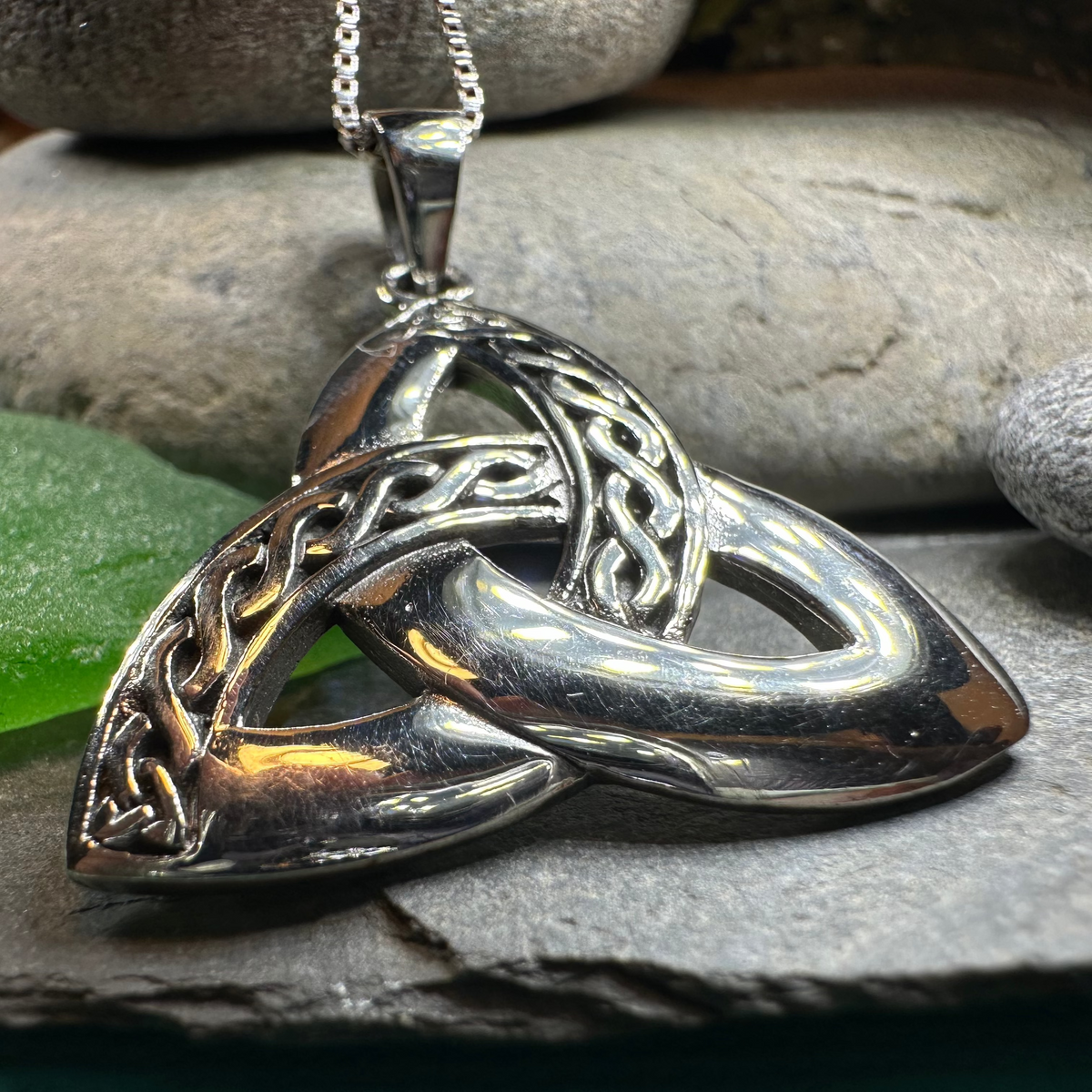 Vafara Celtic Triquetra Knot Necklace in Sterling Silver | Pendant | Wiccan Center