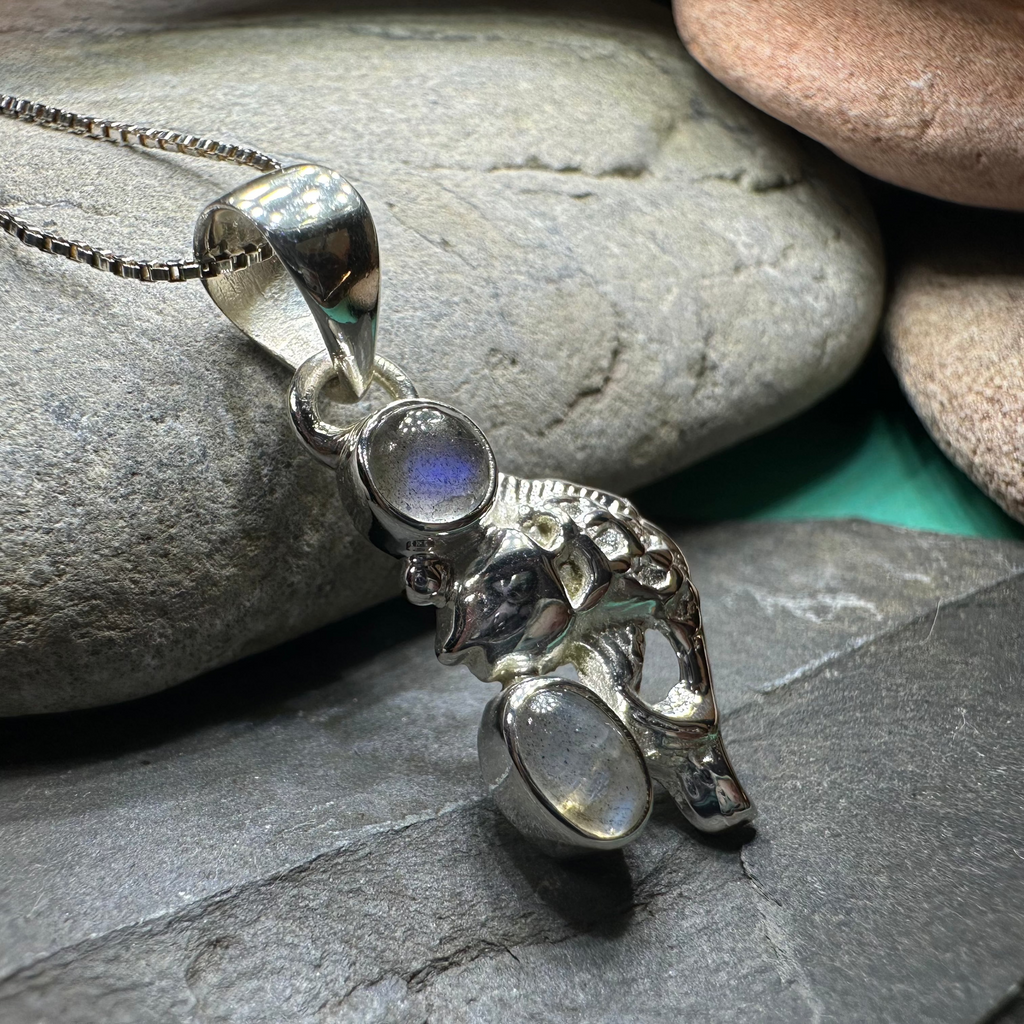 Fionn's Salmon of Knowledge Necklace | Pendant | Wiccan Center