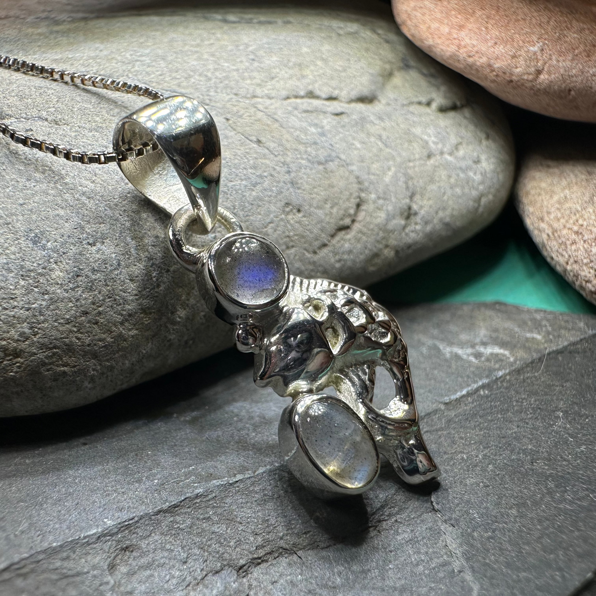 Fionn's Salmon of Knowledge Necklace | Pendant | Wiccan Center